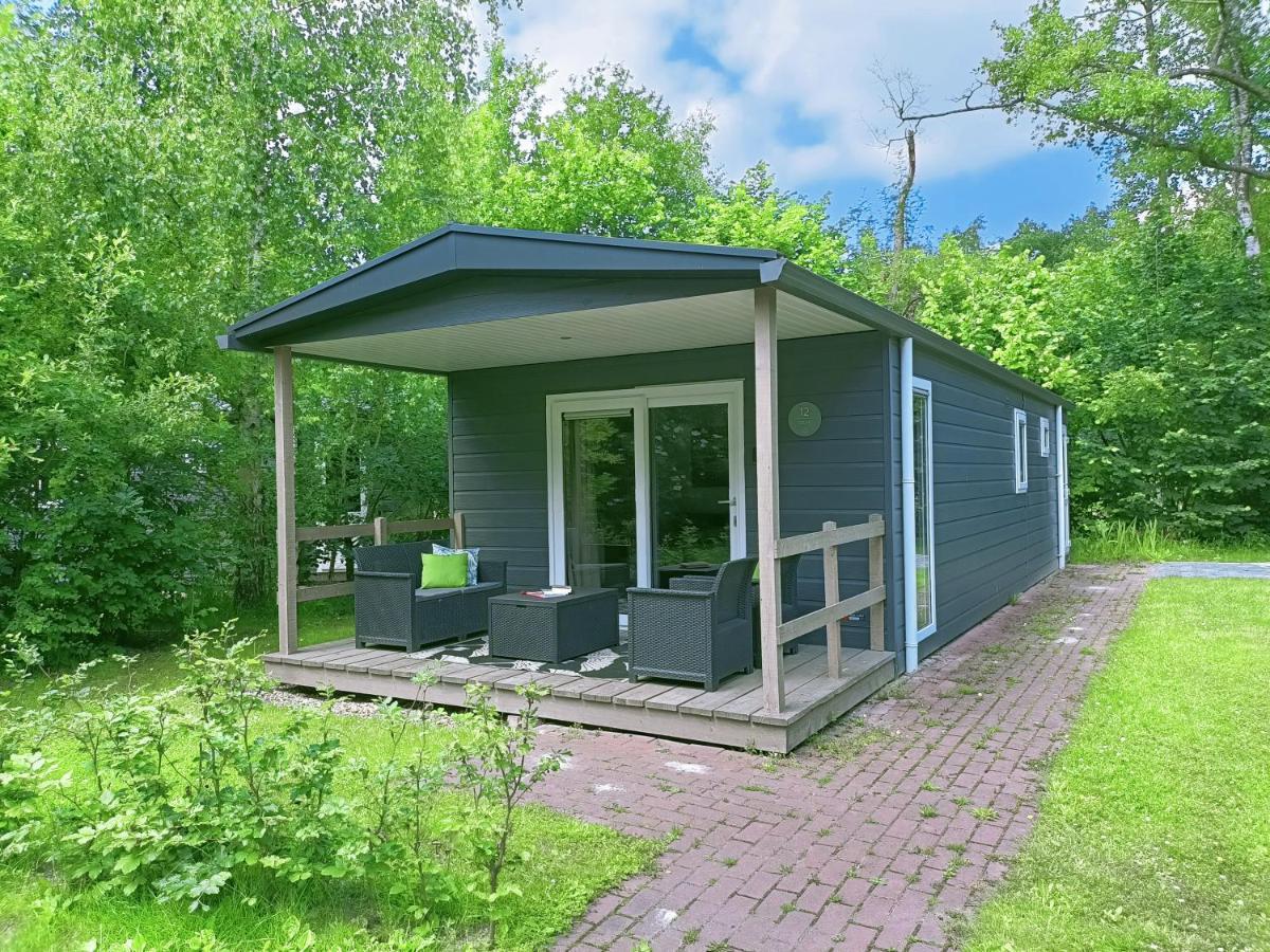4P Chalet Tolve: Cycling Retreat Near Drents Friese Wold Nature Reserve Oosterwolde  Exterior photo