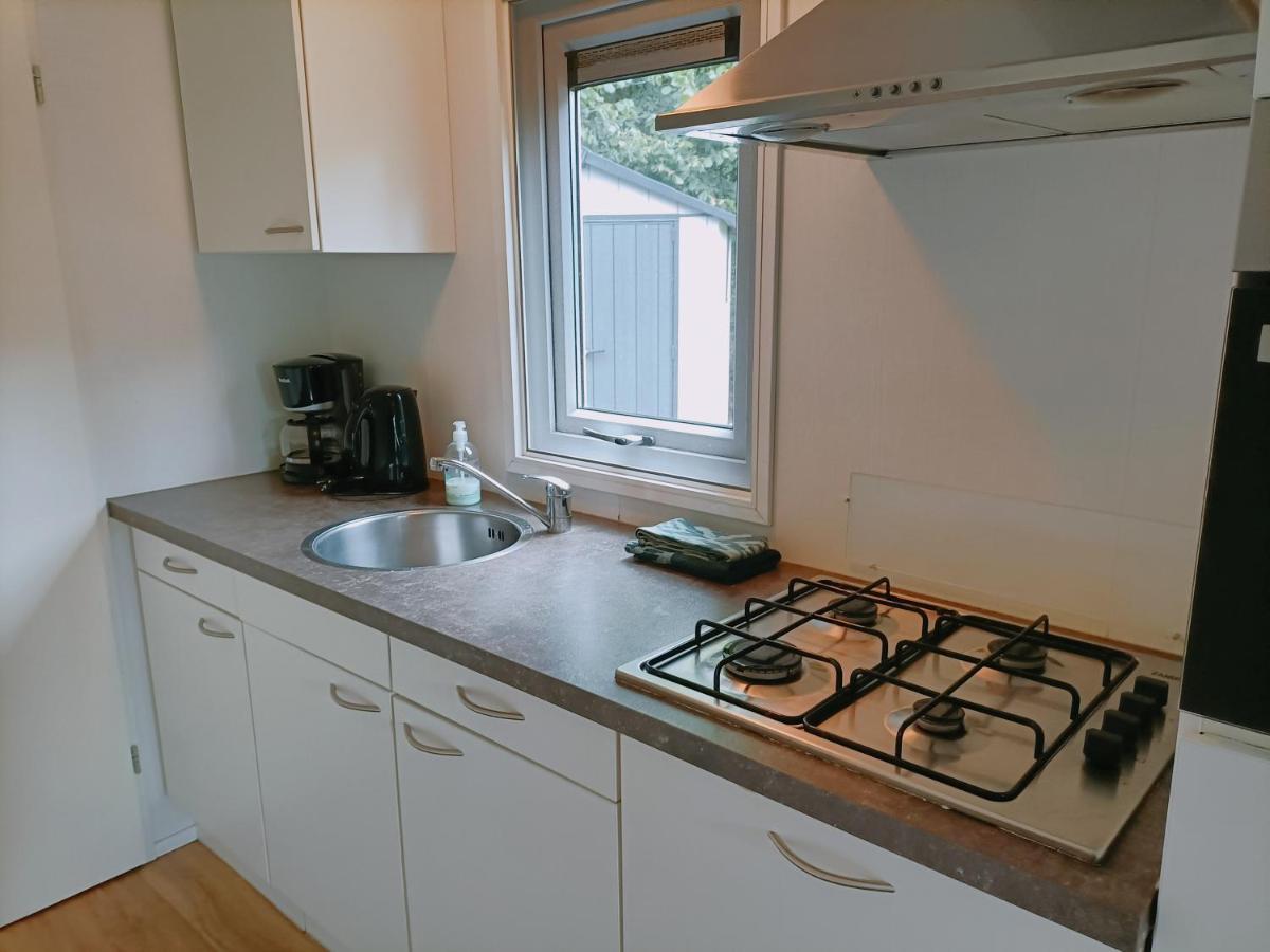 4P Chalet Tolve: Cycling Retreat Near Drents Friese Wold Nature Reserve Oosterwolde  Exterior photo